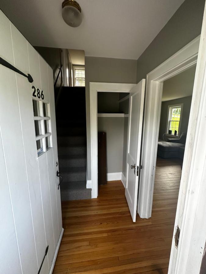 Cute Cape Cod Style Home Pittsfield Eksteriør billede